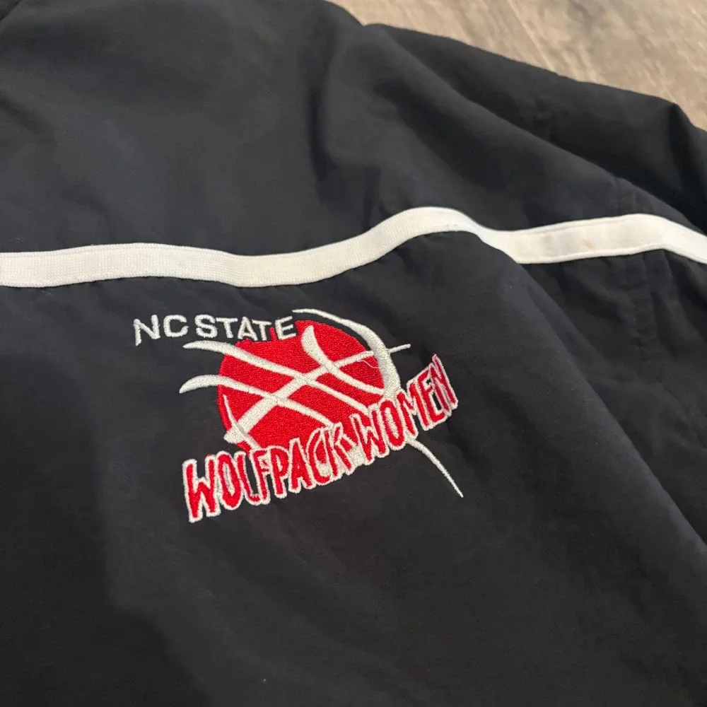 Nike NC State Wolfpack Womens Basketball Jacket Black Full Zip XXL 44 Embroider